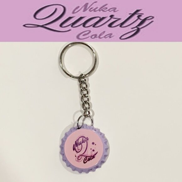 Fallout 4 Nuka Cola Quartz Cap Keychain - 3.5inch Gaming Keychain - Picture 1 of 7